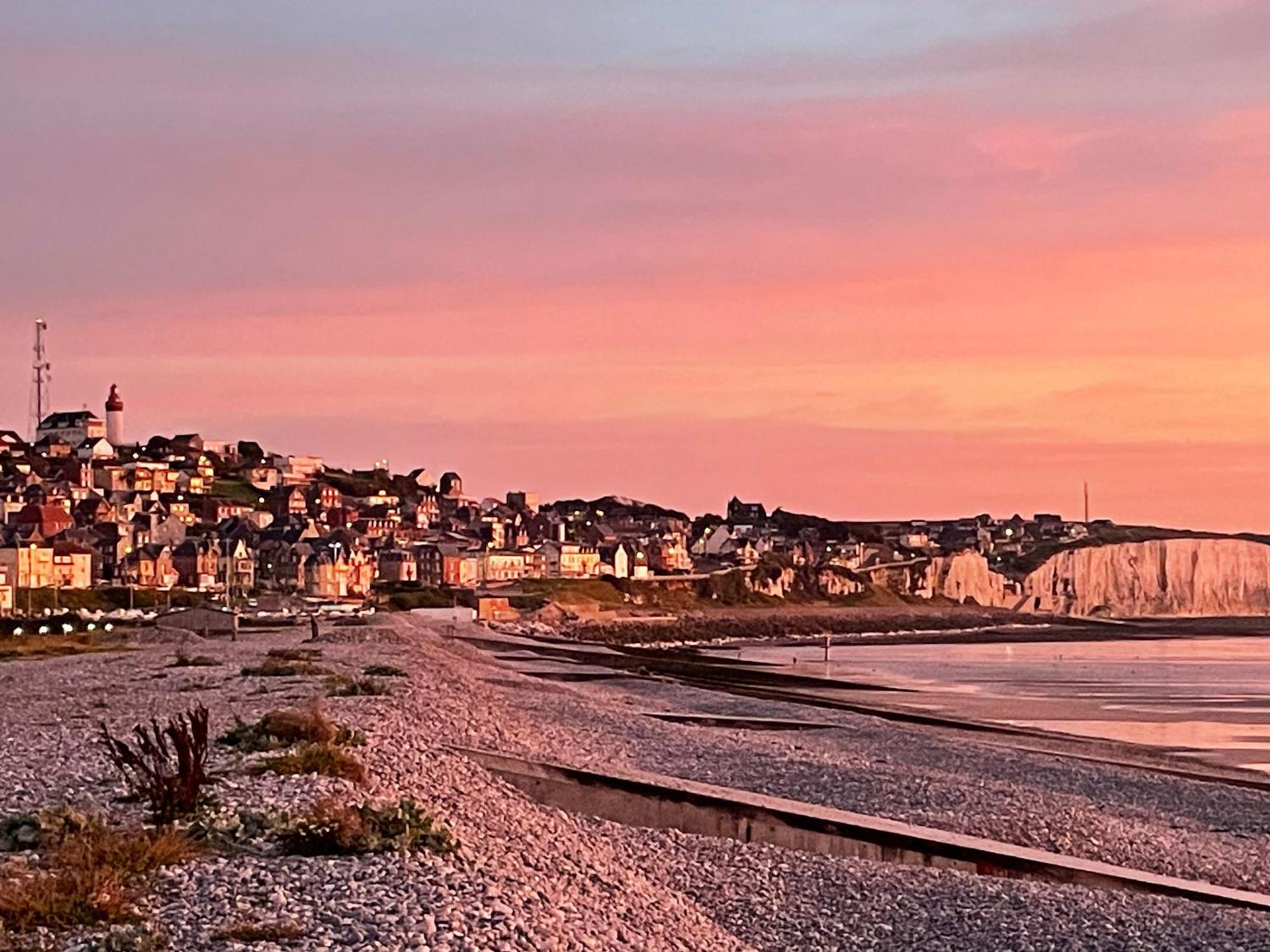 L'Echappee Bleue - Appt Pour 4 Vue Mer Ault Luaran gambar
